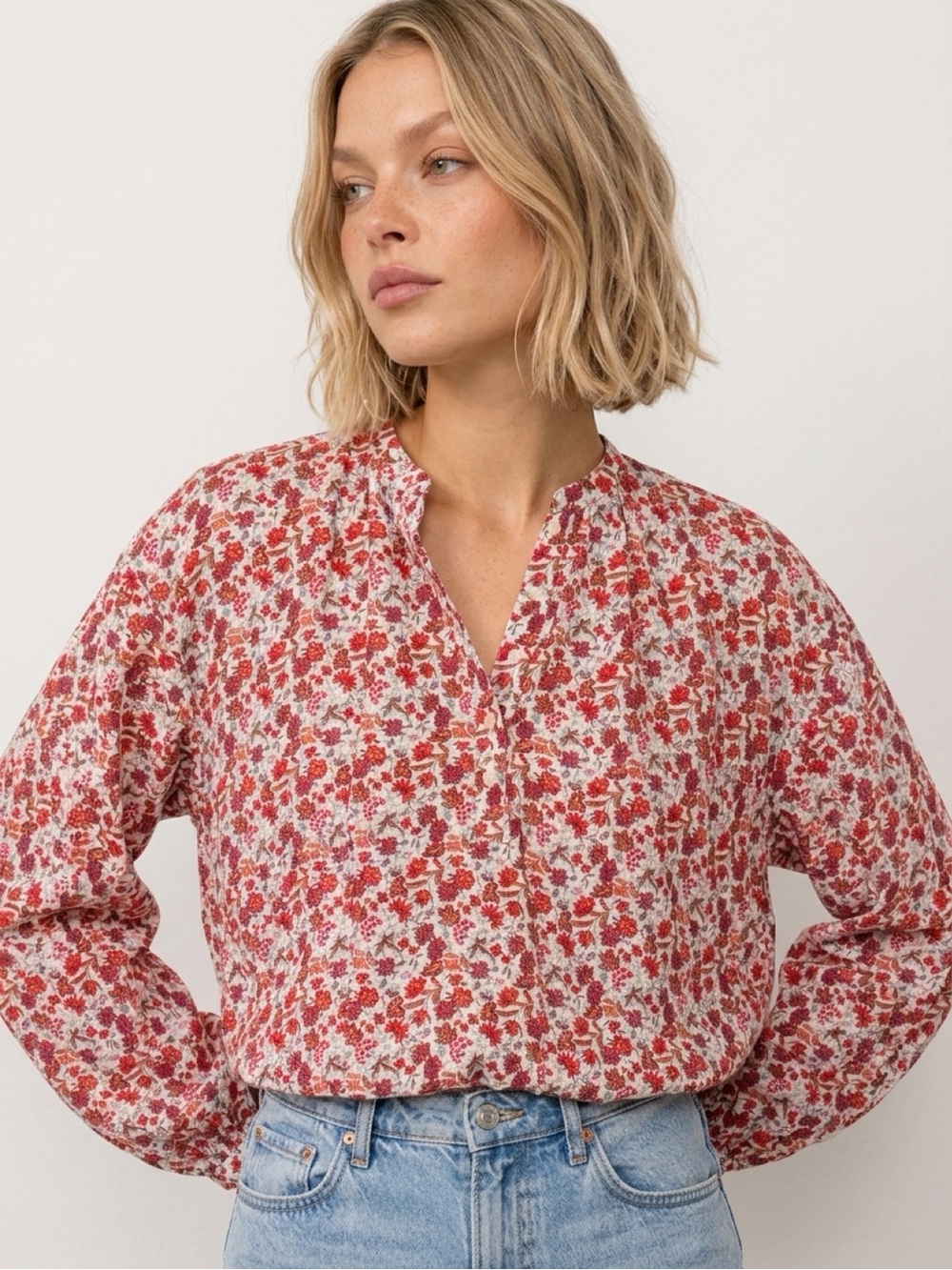 Universal Thread Red Floral Split-Neck Blouse